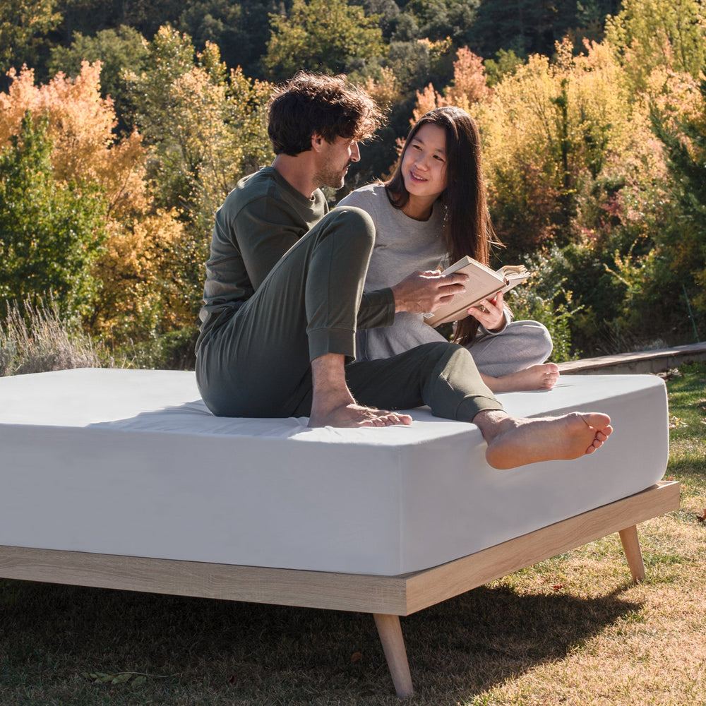 B-Sensible NaturZinc Fitted Mattress Protector