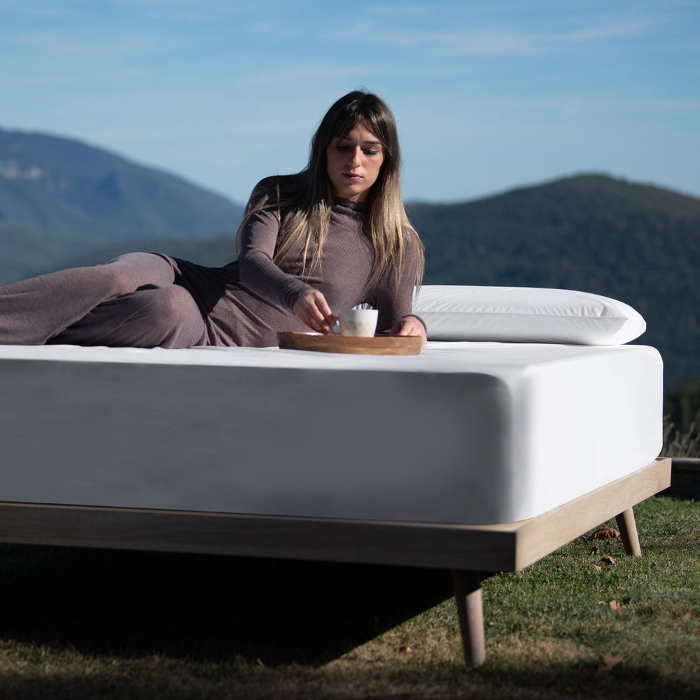 B-Sensible NaturZinc Fitted Mattress Protector